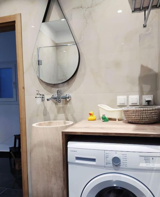 Chrysa'S Cozy Apartment Corfu  Екстериор снимка