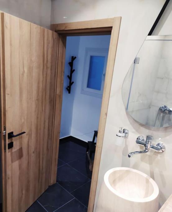 Chrysa'S Cozy Apartment Corfu  Екстериор снимка